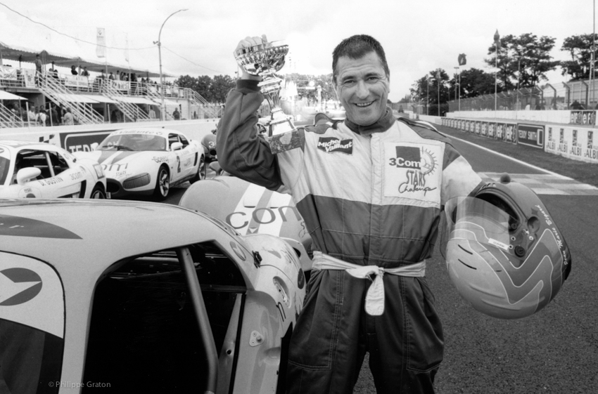 Jean-Marie Bigard wins a race on Vaillante, Circuit of Albi, France, Stars Challenge 2000.