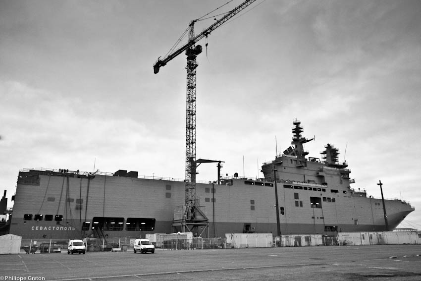 The "Sebastopol" helicopters carrier docked at Saint-Nazaire shipyard, France, Dec. 2014.